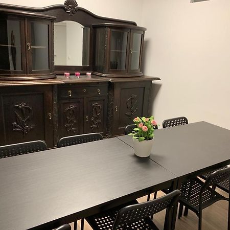 Lovely Share Apartment Aachener Weiher Köln Eksteriør bilde