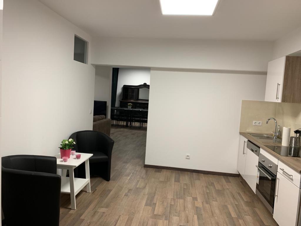 Lovely Share Apartment Aachener Weiher Köln Eksteriør bilde